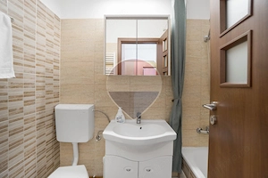 Studio modern de vanzare | Renovat in 2024 | COMISION 0% - imagine 8