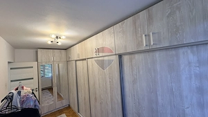 Apartament cu 4 camere de vânzare str. Baznei - imagine 16