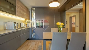 Apartament premium tip vilă, cu terasă de 70 mp, garaj | Răcădău - imagine 8