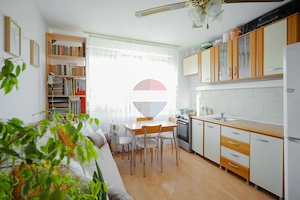 De vânzare apartament cu 2 camere, în zona Rogerius - imagine 2