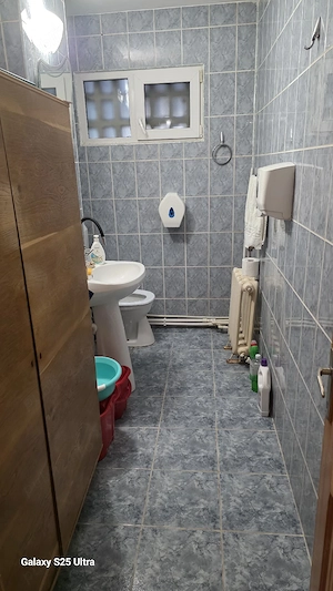 Ofer spre chirie Spatiu comercial 72 MP Anton Pann ,linga Bradu ,450 Euro   luna  - imagine 17