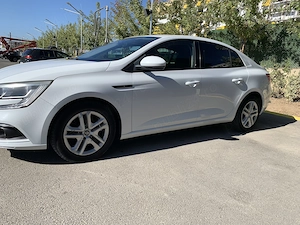 De vânzare Renault Megane 4 - imagine 2