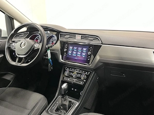 Volkswagen Touran - imagine 8