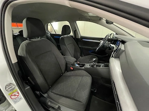 Volkswagen Golf - imagine 11