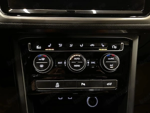 Volkswagen Touran - imagine 17
