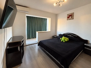VÂNZARE URGENTĂ | Apartament decomandat, 60 mp – Zona Buna Hotvon, etaj 3 - imagine 3