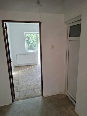 Vând apartament 3 camere Botosani - imagine 7