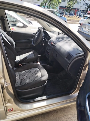 Vând Skoda Fabia 2006..1.2 benzina 