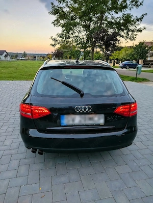 Vând Audi a4 b8 2.0 dizel anul 2012  - imagine 6