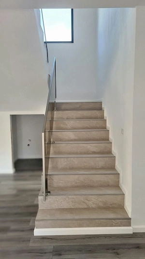 Vilă individuală modernă în Tunari 6 camere, teren 500 mp, finisaje premium - imagine 6