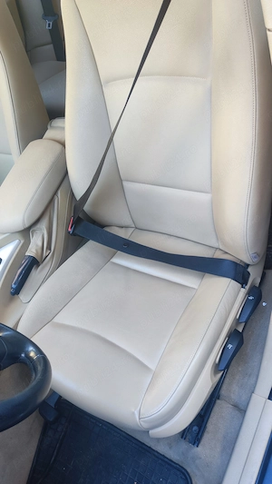 Vând BMW X1 E84 xDrive18d, 143 CP, an 2014, xDrive, - imagine 6