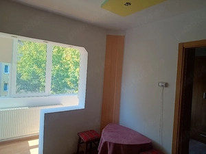 Inchiriez apartament cu 2camere in Resita - imagine 4