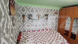 Apartament la casă, 2 dormitoare, curte comună și parcare acoperită - imagine 3