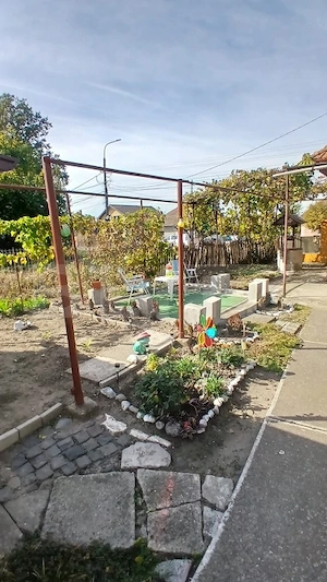 Apartament la casă, 2 dormitoare, curte comună și parcare acoperită - imagine 8