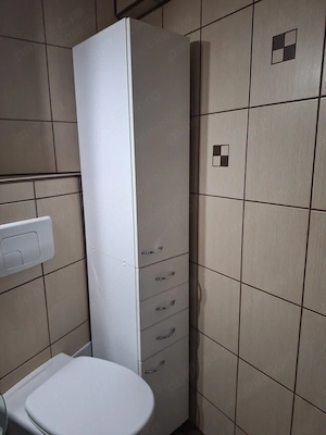 Garsoniera, etaj 4 6,zona linistita,vedere parc,in apropiere de scoala,gradinita,autobuz, - imagine 7