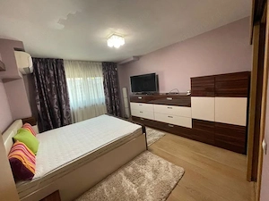3 camere, Piata Victoriei, ideal pt cuplu , stare impecabila ! - imagine 3