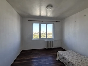 Apartament 3 camere în zona extrem de linistita - imagine 3