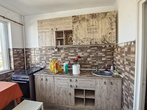 Apartament 3 camere în zona extrem de linistita
