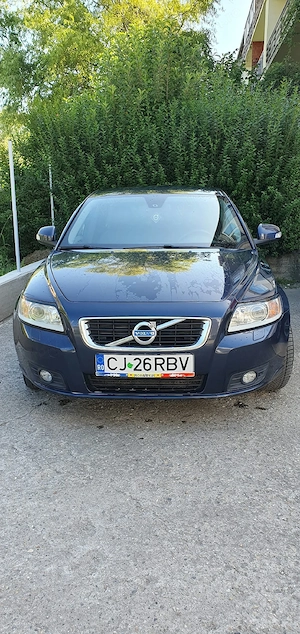 Volvo V50 
