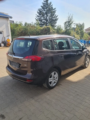 Opel Zafira Tourer 2012 - imagine 8