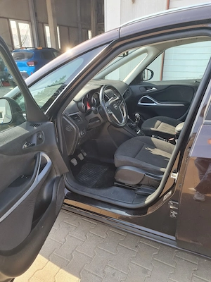Opel Zafira Tourer 2012 - imagine 7