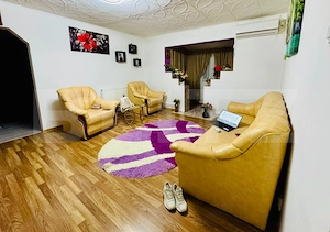 Apartament cu 2 camere de vânzare – complet mobilat și utilat, Găești