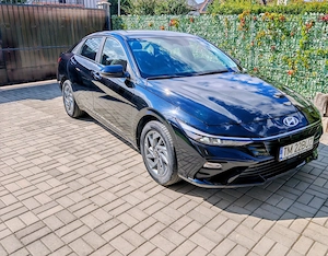 Vând Hyundai Elantra, achiziție iunie 2024 de la reprezentanta Hyundai Timisoara, garantie Hyundai 