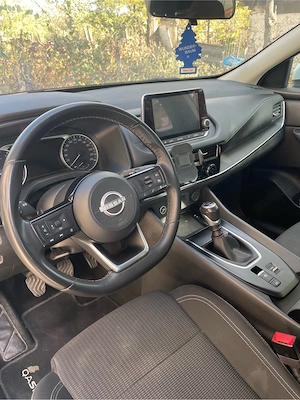 Nisan Qashqai 1,3 turbo benzină mild-hibrid an 2024. - imagine 2