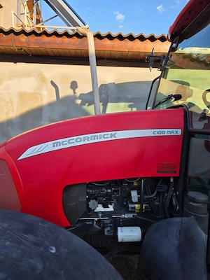 Tractor Mccormickc  - imagine 2
