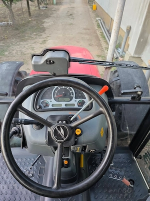 Tractor Mccormickc  - imagine 5