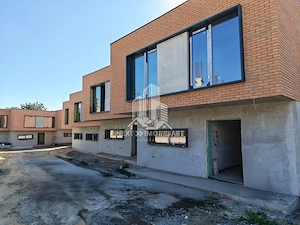 Casa 4 camere complex rezidential, 2 locuri de parcare , Palazu Mare - imagine 4