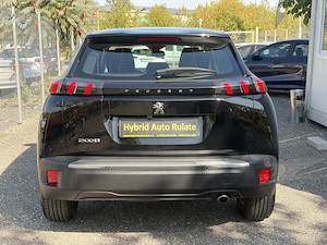 Peugeot 2008 1.5 HDI 110 CP - imagine 3