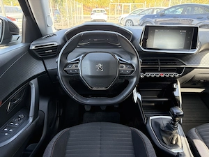 Peugeot 2008 1.5 HDI 110 CP - imagine 8