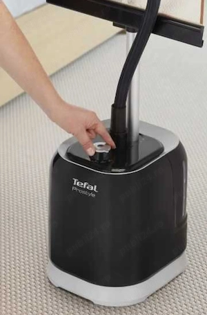 Aparat de călcat vertical cu aburi Tefal