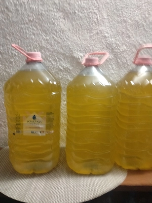 Vând ulei presat la rece
