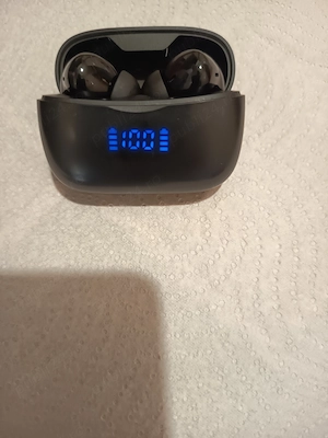 Vând căști wireless,Qualtec !