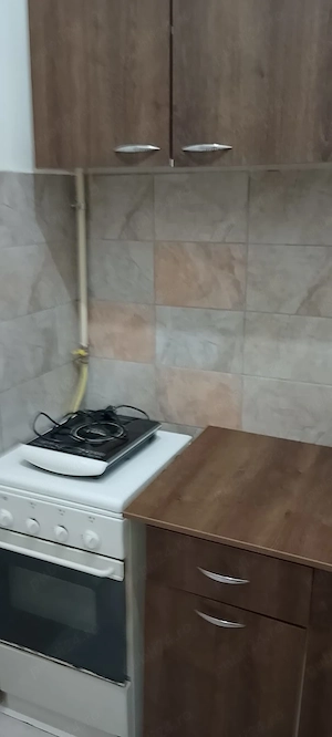 Dau în chirie garsoniera 35mp ultracentral în Cluj-Napoca, str.Universitatii.  - imagine 6