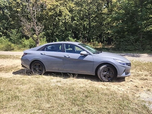 Hyundai Elantra 1.6 benzina, 66 000 km, primul proprietar      - imagine 3