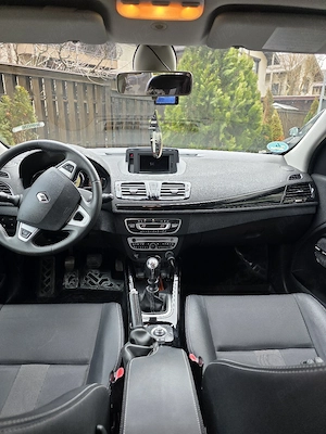 Renault Megane 3 Bose Edition - imagine 8