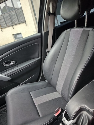 Renault Megane 3 Bose Edition - imagine 10