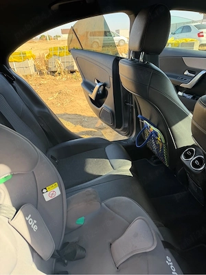 Mercedes CLA 200 - 2019 - imagine 6