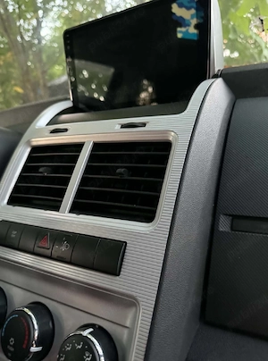 Vând Dodge Journey 2.0 CRD, 140 CP, manuală 6 trepte, 280.000 km. - imagine 6