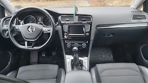 Volkswagen Golf - imagine 4