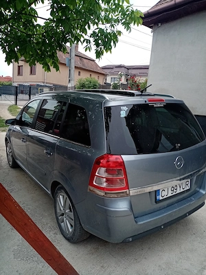 Vând Opel zafira b 1.7 diesel 125 cp an 2010  - imagine 2