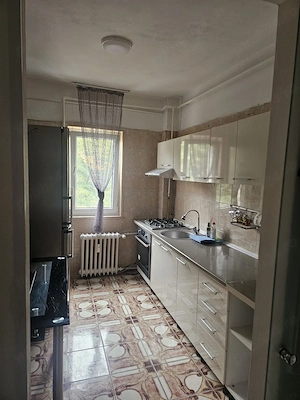Închiriez apartament 3 camere   Ploiești, zona Nord - imagine 4