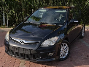 Hyundai i30 1.6 CRDi 2011 Euro 5 Incalzire scaune  AC  Semipiele Climatronic Jante aliaj
