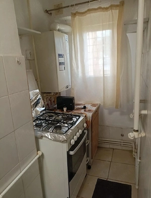 Garsoniera semidecomandată zona Abator Constanța  - imagine 2