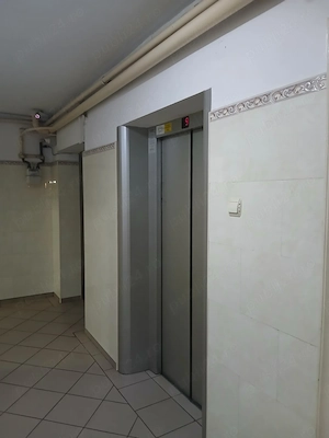 Apartament  3 camere de vanzare Bucuresti - imagine 3