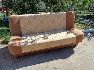 Canapea extensibilă, dim.125 200 cm.