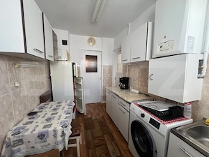 Apartament 2 camere, decomandat, intermediar, sud, Pivniță, Calea Floresti - imagine 8
